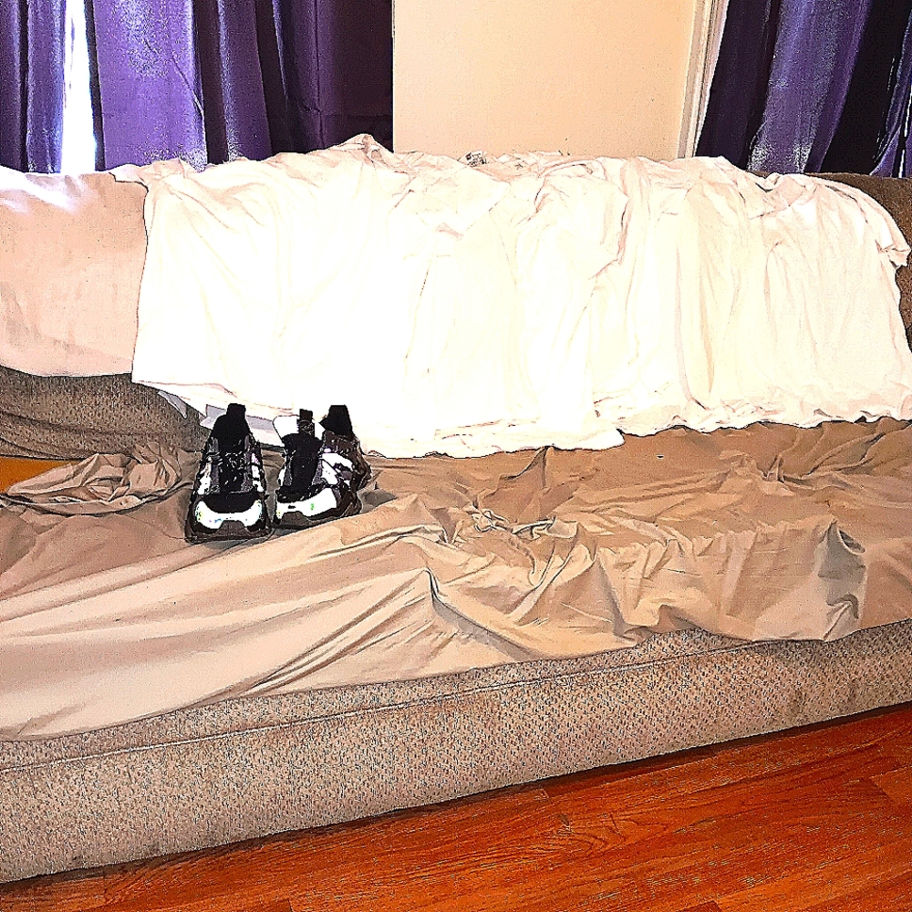 8 white clean tshirts and a pair of Javi USA Sneakers Mint Condition